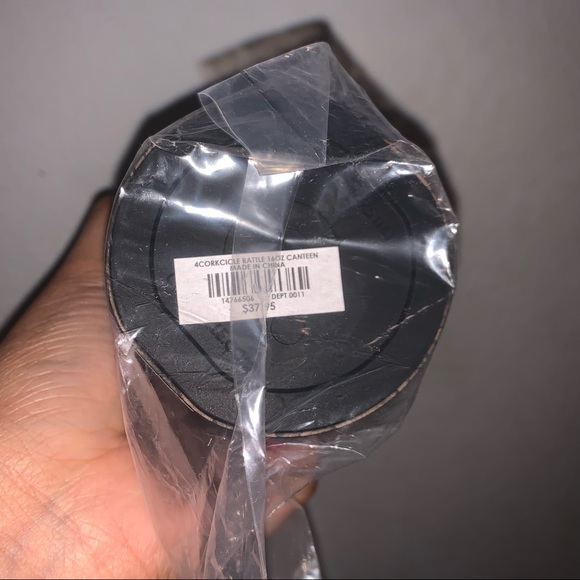 Corkcicle Rattle Snake Skin Exotic Canteen NWT Waterbottle 16oz Jungle - Picture 8 of 8